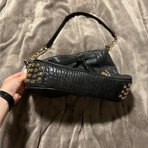 Great condition smoke free - Picture 2 of 4